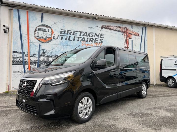 Fourgon Nissan Primastar Combi Noir L H Places Cv Dct Tekna Noir