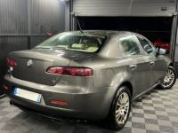 Alfa Romeo 159 1.9 JTDM 120 Cv INTERIEUR CUIR BLUETOOTH REGULATEUR / 93 550 Kms - GARANTIE 1 AN - <small></small> 7.970 € <small>TTC</small> - #4