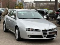 Alfa Romeo 159 1.9 JTS DISTINCTIVE - <small></small> 6.490 € <small>TTC</small> - #1