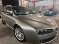 Alfa Romeo 159 SW 2.4 JTD210 20V DISTINCTIVE Q4 - <small></small> 6.990 € <small>TTC</small> - #1