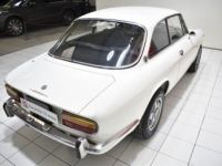 Alfa Romeo 2000 Coupé GT Veloce - <small></small> 47.900 € <small>TTC</small> - #19