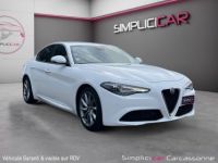 Alfa Romeo Giulia 2.0 TB 200 ch AT8 Sport - <small></small> 26.990 € <small>TTC</small> - #1