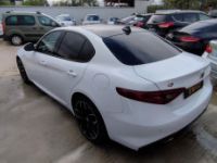 Alfa Romeo Giulia 2.0 TB 280 ch VELOCE Q4 BVA + 4 JANTES D'ORIGINE - <small></small> 27.489 € <small>TTC</small> - #4