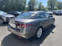 Alfa Romeo Giulia 2.2 D - 190 - BVA 2019 Super GPS + Camera AR - <small></small> 23.990 € <small>TTC</small> - #7