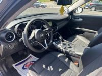 Alfa Romeo Giulia 2.2 D - 190 - BVA 2019 Super GPS + Camera AR - <small></small> 23.990 € <small>TTC</small> - #10