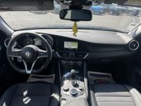 Alfa Romeo Giulia 2.2 D - 190 - BVA 2019 Super GPS + Camera AR - <small></small> 23.990 € <small>TTC</small> - #15