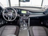 Alfa Romeo Giulia 2.2 JTD 150CH BUSINESS AT8 - <small></small> 17.980 € <small>TTC</small> - #6