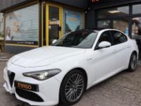 Alfa Romeo Giulia 2.2 JTD 210 VELOCE Q4 BVA + TOIT OUVRANT SIEGES AV CHAUFFANTS ELECTRIQUES A M... - <small></small> 18.489 € <small>TTC</small> - #1