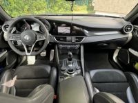 Alfa Romeo Giulia 2.2 JTD Q4 AT8 210 cv Pack Carbone - <small></small> 34.990 € <small>TTC</small> - #5