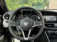 Alfa Romeo Giulia 2.2 JTD Q4 AT8 210 cv Pack Carbone - <small></small> 34.990 € <small>TTC</small> - #6