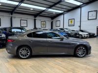 Alfa Romeo Giulia VELOCE 2.2 JTD Q4 AT8 210CV CAM/SIEGE ET VOLANT CHAUFFANT - <small></small> 25.990 € <small>TTC</small> - #4