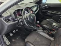 Alfa Romeo Giulietta  Quadrifoglio Verde 1.8 235 clim prise auxiliaire révision ok - <small></small> 9.990 € <small>TTC</small> - #15