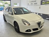 Alfa Romeo Giulietta  Quadrifoglio Verde 1.8 235 clim prise auxiliaire révision ok - <small></small> 9.990 € <small>TTC</small> - #23