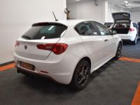 Alfa Romeo Giulietta 1.4 T-JET 150ch SERIE SPECIALE SUPER JANTES SPORT 17 DYNAMIC DRIVE SUIVI ... - <small></small> 14.490 € <small>TTC</small> - #4