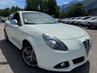 Alfa Romeo Giulietta 1.4 TB MULTIAIR 170CH EXCLUSIVE STOP&START - <small></small> 10.490 € <small>TTC</small> - #2