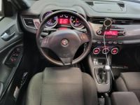 Alfa Romeo Giulietta 2.0 JTDM 140 S/S DISTINCTIVE + TOIT OUVRANT - <small></small> 9.990 € <small>TTC</small> - #22