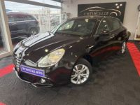 Alfa Romeo Giulietta 2.0 JTDm 150 ch SetS Distinctive - <small></small> 7.990 € <small>TTC</small> - #1