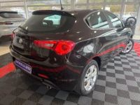 Alfa Romeo Giulietta 2.0 JTDm 150 ch SetS Distinctive - <small></small> 7.990 € <small>TTC</small> - #2