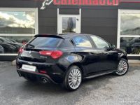 Alfa Romeo Giulietta 2.0 JTDM 150CH DISTINCTIVE STOP&START - <small></small> 14.990 € <small>TTC</small> - #6