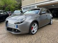 Alfa Romeo Giulietta 2.0 JTDM 150CH LUSSO STOP&START/ CRITERE 2 / CREDIT / - <small></small> 15.999 € <small>TTC</small> - #1