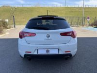 Alfa Romeo Giulietta 2.0 JTDM - 170 S/S BERLINE Sélective PHASE 1 - <small></small> 9.800 € <small>TTC</small> - #6