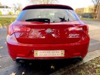 Alfa Romeo Giulietta 2.0 JTDM 170CH VELOCE STOP&START TCT - <small></small> 19.889 € <small>TTC</small> - #6