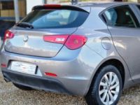 Alfa Romeo Giulietta Série 2 1.6 JTDm 120 ch SetS Business - <small></small> 9.990 € <small>TTC</small> - #9