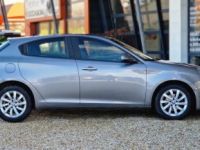 Alfa Romeo Giulietta Série 2 1.6 JTDm 120 ch SetS Business - <small></small> 9.990 € <small>TTC</small> - #11