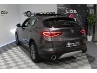 Alfa Romeo Stelvio 2.2 D - 210 - BVA  Lusso Q4 - Toit ouvrant panoramique - Palettes - Hayon électrique - <small></small> 26.990 € <small>TTC</small> - #4