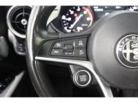 Alfa Romeo Stelvio 2.2 D - 210 - BVA  Lusso Q4 - Toit ouvrant panoramique - Palettes - Hayon électrique - <small></small> 26.990 € <small>TTC</small> - #13