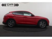 Alfa Romeo Stelvio 2.2JTD RWD Aut. SPRINT - NAVI LEDER LED ADAPTIVE CRUISE - <small></small> 41.995 € <small>TTC</small> - #4