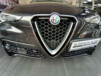 Alfa Romeo Stelvio Alfa Romeo Stelvio Super AT8 Q4 TOP Caméra Cuir Attelage Son HK Volant Chauffant JA 19G. 12 Mois - <small></small> 32.490 € <small>TTC</small> - #5
