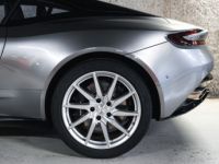 Aston Martin DB11 V12 5.2 608 - <small>A partir de </small>1.310 EUR <small>/ mois</small> - #12