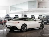 Aston Martin DB11 V12 5.2 608HP / BLACK PACK / 360° / JA 20 / Garantie 12 mois Prémium - <small></small> 139.990 € <small>TTC</small> - #2