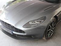 Aston Martin DB11 Volante 4.0 Biturbo V8 - <small>A partir de </small>2.890 EUR <small>/ mois</small> - #3