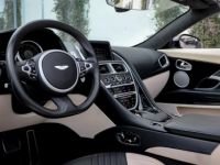 Aston Martin DB11 Volante V8 4.0 510ch BVA8 - <small></small> 173.000 € <small>TTC</small> - #4