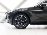 Aston Martin DBX DBX V8 4.0 551 | Indulgence Pack | DB Elegance Pack | Dark JA 22 360° TOP Garantie 12 mois - <small></small> 172.990 € <small>TTC</small> - #31