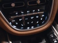 Aston Martin DBX V8 4.0 550 - <small>A partir de </small>1.820 EUR <small>/ mois</small> - #39