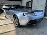 Aston Martin V12 Vantage 5.9 576 7-Speed Sportshift III 1èreM Audio System Aston Martin Premium Audio 700W Garantie 12 mois Prémium - <small></small> 135.990 € <small>TTC</small> - #4