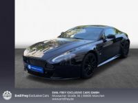 Aston Martin V12 Vantage 5.9 576 7-Speed Sportshift III Audio System Aston Martin Premium Audio 700W Garantie 12 mois Prémium - <small></small> 139.990 € <small>TTC</small> - #1