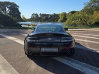 Aston Martin V12 Vantage 6.0 V12 517 CH BVM - <small></small> 139.900 € <small>TTC</small> - #7