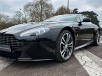 Aston Martin V12 Vantage 6.0 V12 517 CH BVM - <small></small> 139.900 € <small>TTC</small> - #52