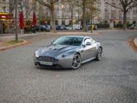 Aston Martin V12 Vantage Gris Tungstène - <small></small> 119.900 € <small>TTC</small> - #1