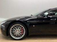 Aston Martin V8 Vantage 4.7 420 ch BVM Clé Crystal / Sièges électriques / Suivi complet - <small></small> 69.990 € <small>TTC</small> - #4