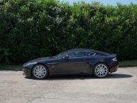 Aston Martin V8 Vantage 4.7 S 436 Ch SportShift II - Echapp. Sport - Carnet 100% ASTON - PARFAIT ETAT - Garantie 12 Mois - <small></small> 76.900 € <small>TTC</small> - #8