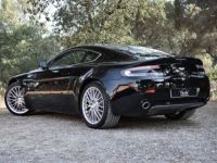 Aston Martin V8 Vantage MAGNIFIQUE ASTON MARTIN VANTAGE 4.7 V8 426ch BVS SPORTSHIFT ORIGINE FRANCE 2009 SEULEMENT 59000 KILOMETRES SUIVI AVEC CARNET + FACTURES GRAND ENTRETIE - <small></small> 62.990 € <small>TTC</small> - #18