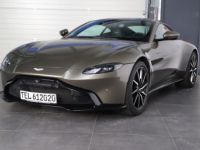 Aston Martin V8 Vantage V8 4.0 510 Vantage 1èreM 360° Gris Vert Arden RARE !! Avant avec film anti-gravillons Garantie 12 mois Prémium - <small></small> 122.990 € <small></small> - #1