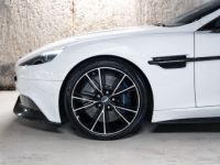 Aston Martin Vanquish (II) V12 6.0 570 Touchtronic 2 - <small>A partir de </small>1.480 EUR <small>/ mois</small> - #9