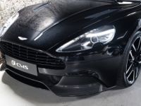 Aston Martin Vanquish (II) Volante V12 6.0 576 Touchtronic III - <small>A partir de </small>1.790 EUR <small>/ mois</small> - #6