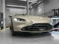 Aston Martin Vantage Aston Martin Vantage Roadster V8 4.0 510 - Q- Silver Birch - <small></small> 137.000 € <small>TTC</small> - #3